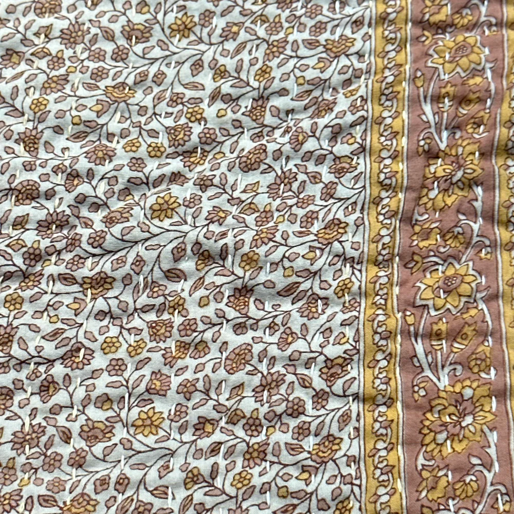 Vintage Sari Double Bedcover (#603) - Image 3