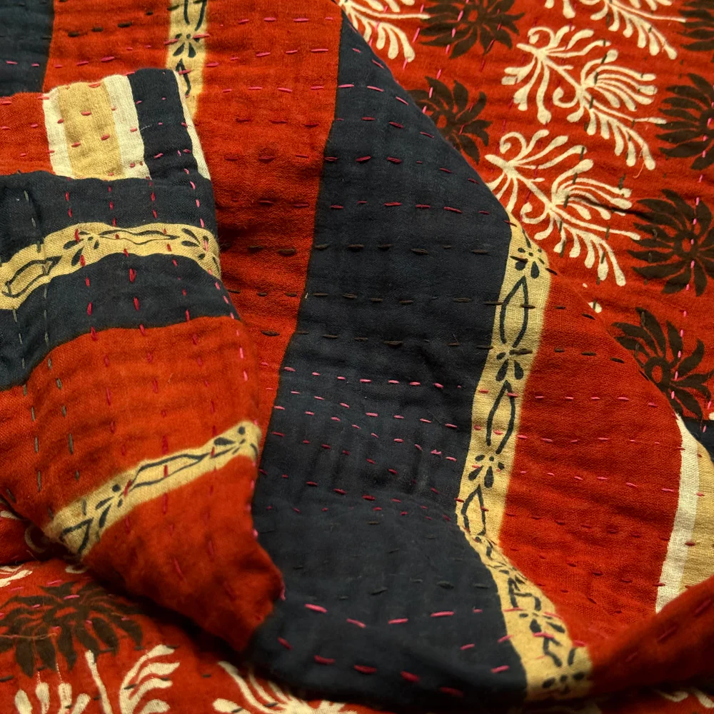 Vintage Sari Throw (#11-8) - Image 5