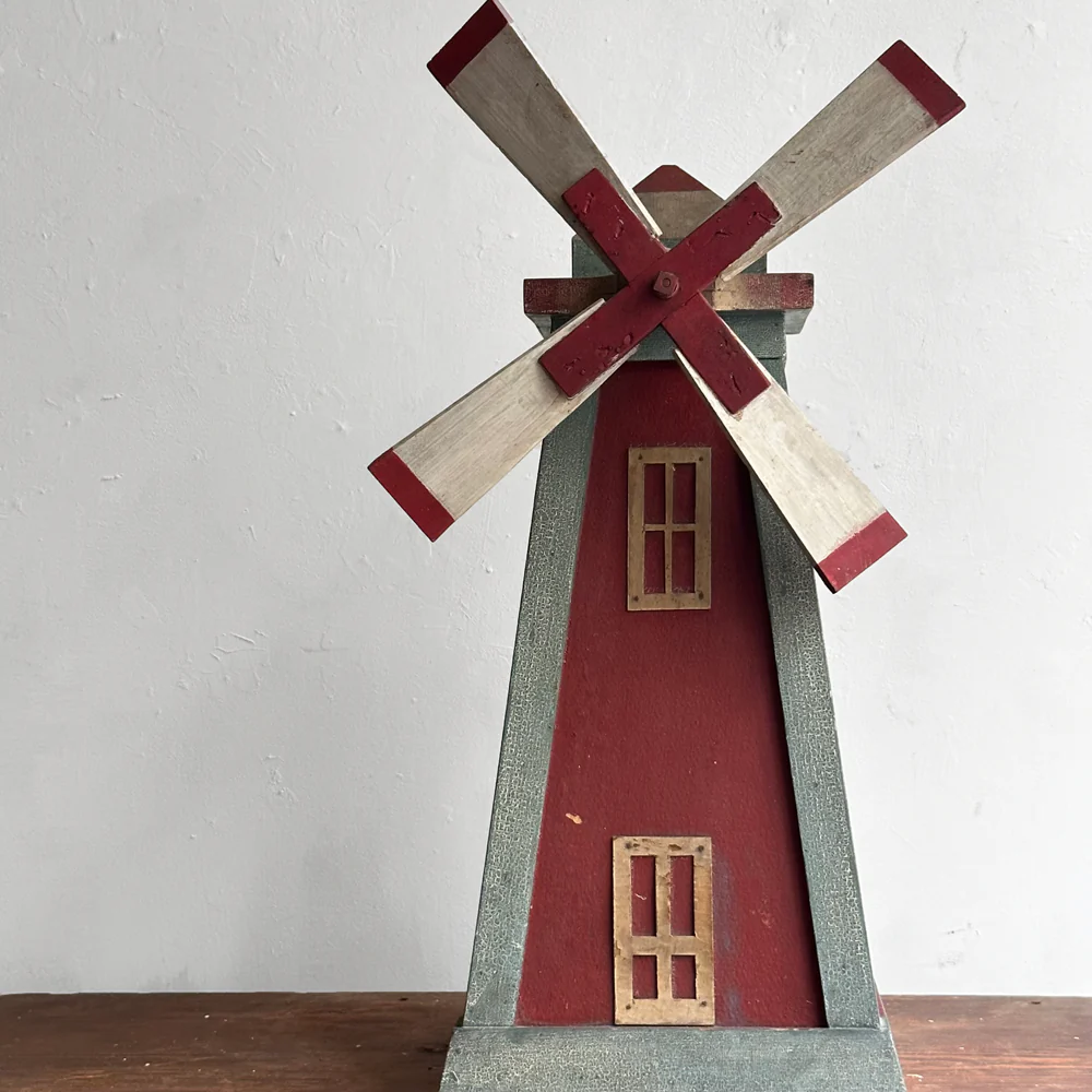 Vintage USA Painted Windmill - Image 2